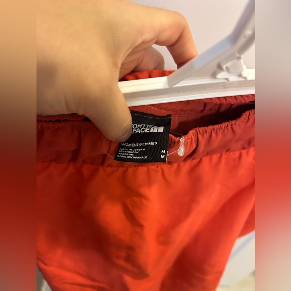 Like New North Face Classy V Skort - Picture 10 of 10